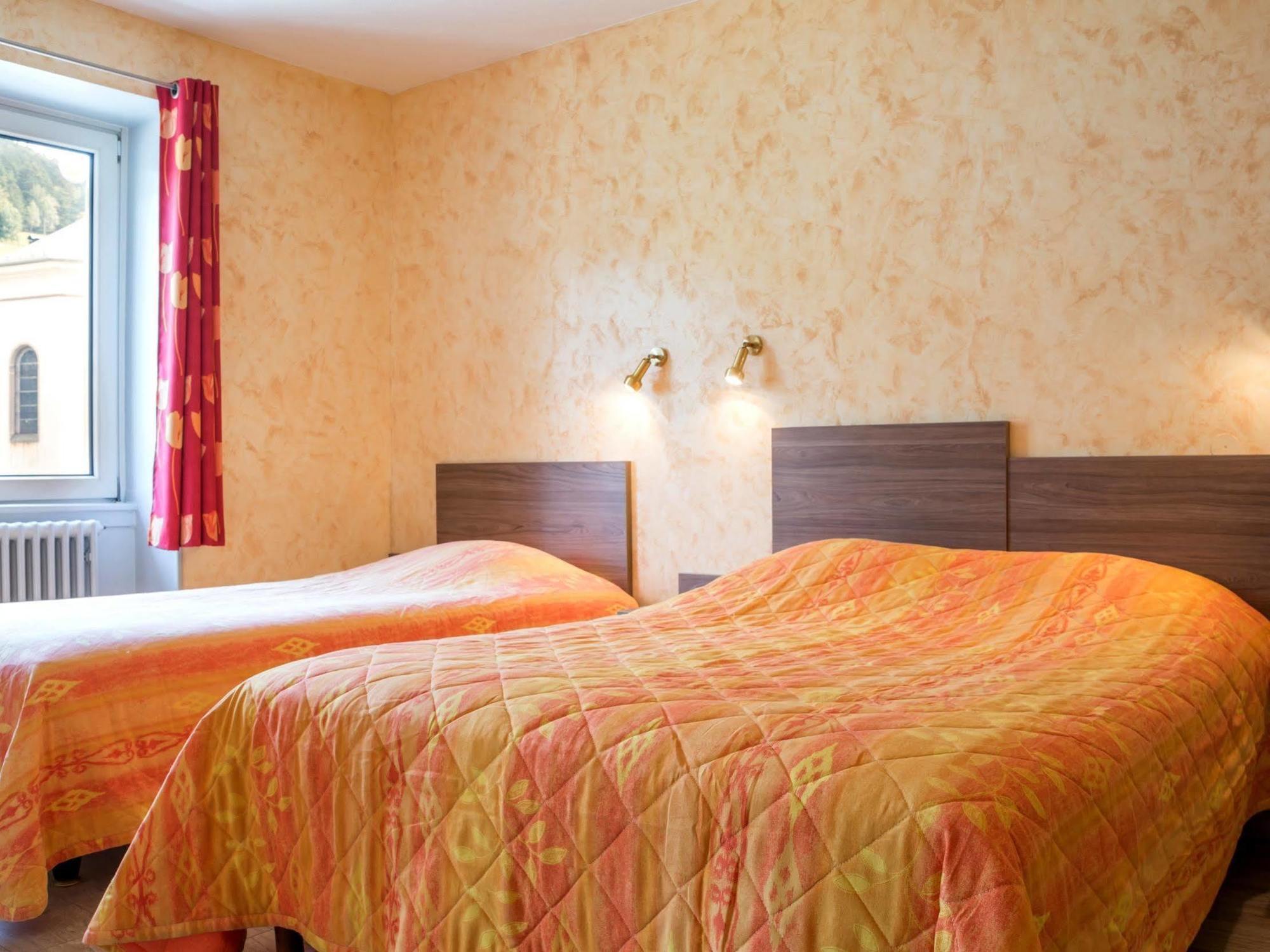 Logis Hotel Wetterer Орбе Екстер'єр фото